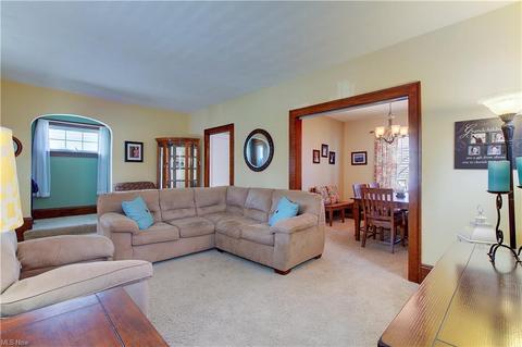 2427 10th St NW, Canton, OH 44708 photo 8