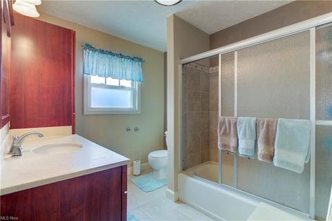 2427 10th St NW, Canton, OH 44708 photo 13