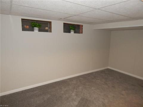 5831 Doris Dr, Brook Park, OH 44142 photo 18