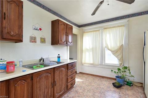 13901 Main, Beloit, OH 44609 photo 8
