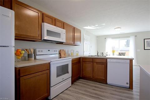 4111 Will, Canton, OH 44075 photo 15