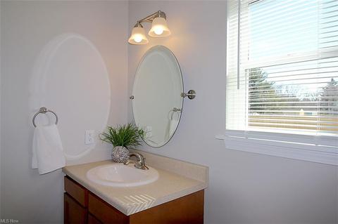 4111 Will, Canton, OH 44075 photo 13