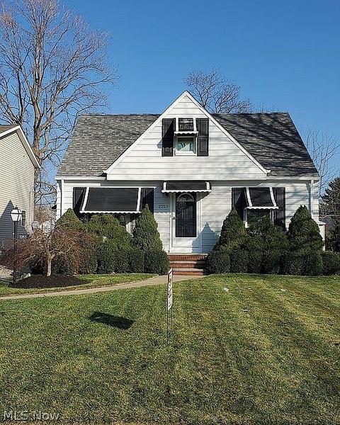 2253 Sunset Dr, Wickliffe, OH 44092 photo 1