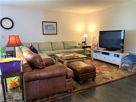 170 Westminster Way, Elyria, OH 44035 photo 2