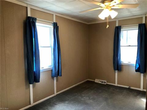 133 Second St, Dillonvale, OH 43917 photo 10