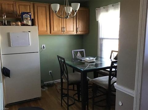 400 E 327th St, Willowick, OH 44095 photo 6
