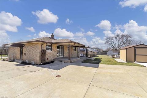 11080 Johnson Dr, Parma, OH 44130 photo 33