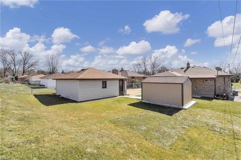 11080 Johnson Dr, Parma, OH 44130 photo 34