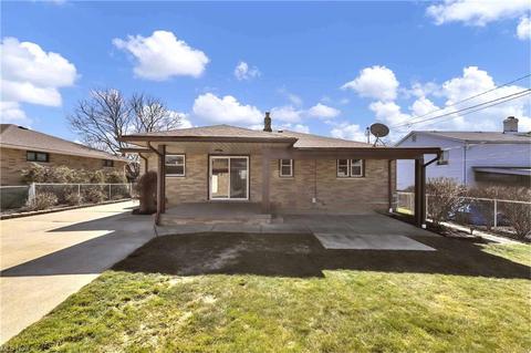 11080 Johnson Dr, Parma, OH 44130 photo 32