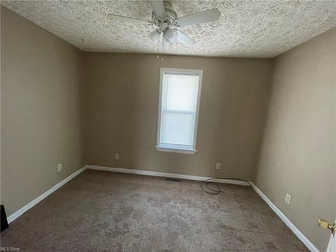 4810 Elyria Ave, Lorain, OH 44055 photo 9