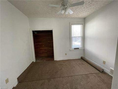 4810 Elyria Ave, Lorain, OH 44055 photo 10