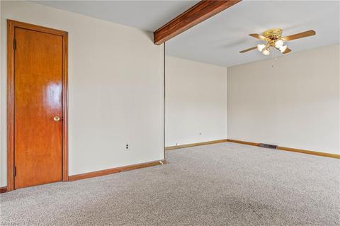 1760 E 300th St, Wickliffe, OH 44092 photo 6