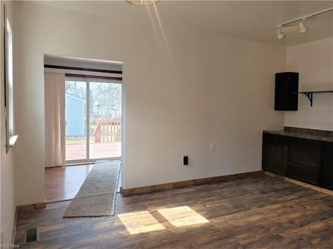 717 Thayer Ave, Ashtabula, OH 44004 photo 13
