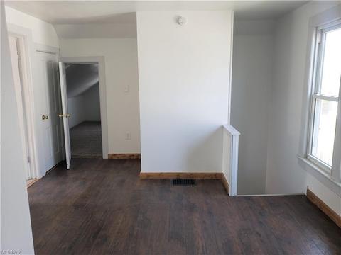 717 Thayer Ave, Ashtabula, OH 44004 photo 18