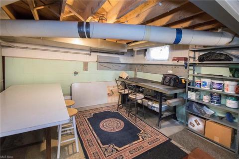 6111 Gilbert, Parma, OH 44129 photo 24
