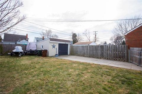 6111 Gilbert, Parma, OH 44129 photo 27