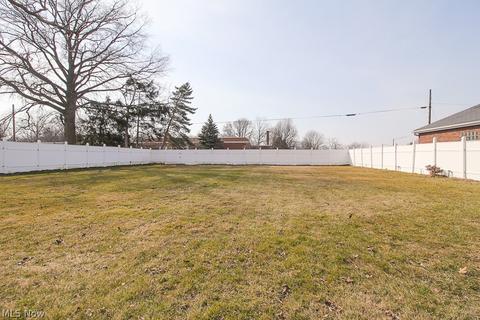 730 Gulf Rd, Elyria, OH 44035 photo 33