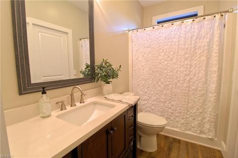 1403 Bridge St, Ashtabula, OH 44004 photo 25