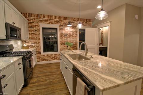 1403 Bridge St, Ashtabula, OH 44004 photo 5