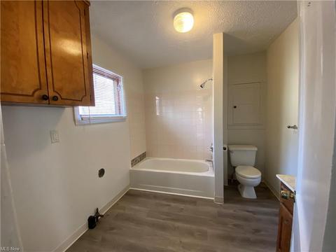 5006 Hope Ave, Ashtabula, OH 44004 photo 9
