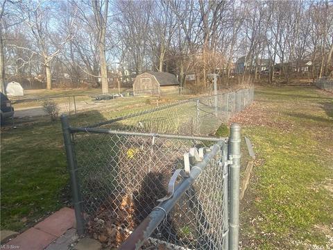 5006 Hope Ave, Ashtabula, OH 44004 photo 4