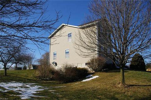 10083 Immel St NE, Canton, OH 44721 photo 3