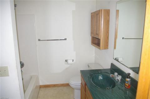 10083 Immel St NE, Canton, OH 44721 photo 21