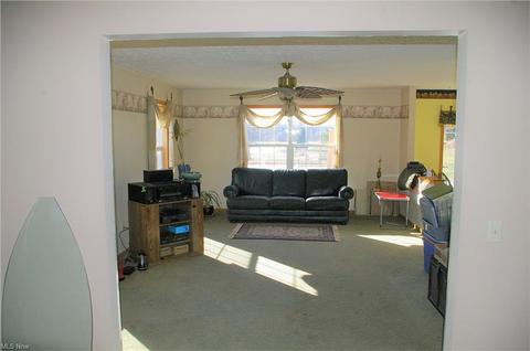 10083 Immel St NE, Canton, OH 44721 photo 6