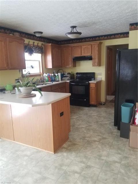 10083 Immel St NE, Canton, OH 44721 photo 12