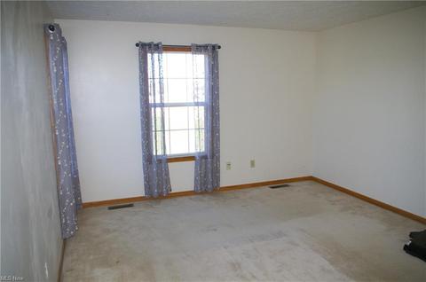 10083 Immel St NE, Canton, OH 44721 photo 16