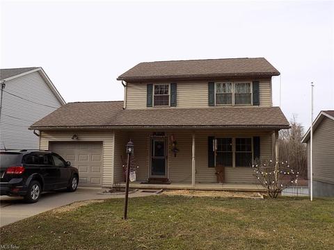 207 Railroad, Barnesville, OH 43713 photo 1