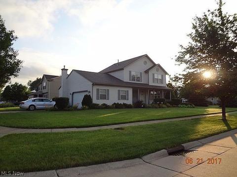 808 Hampton Dr, Elyria, OH 44035 photo 1