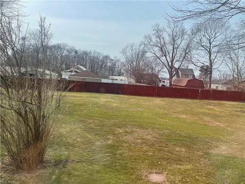 3103 Orchard Rd, Ashtabula, OH 44004 photo 2