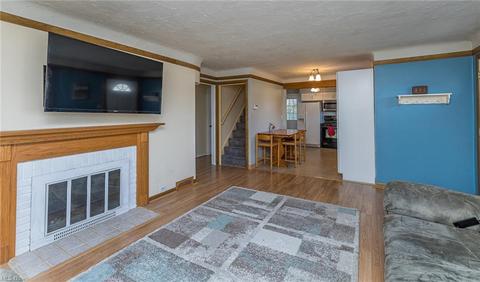 97 Arlington Cir, Wickliffe, OH 44092 photo 4