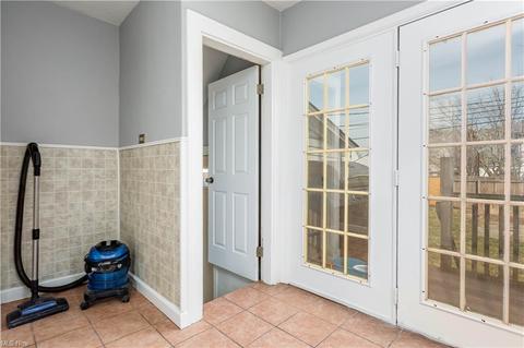 4522 Maplecrest Ave, Parma, OH 44134 photo 7