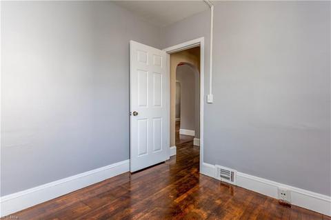4522 Maplecrest Ave, Parma, OH 44134 photo 18