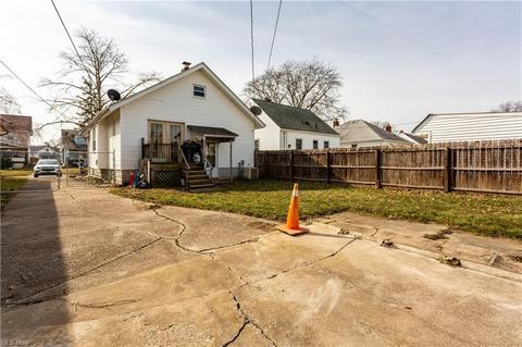 4522 Maplecrest Ave, Parma, OH 44134 photo 30