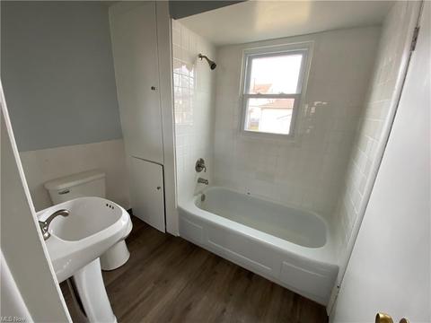 2401 9th St NW, Canton, OH 44708 photo 8