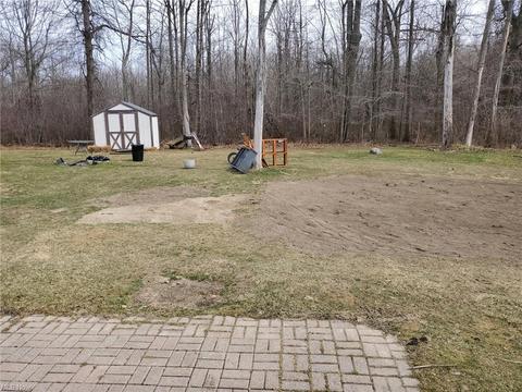 2426 Pleasantview Ave, Ashtabula, OH 44004 photo 2
