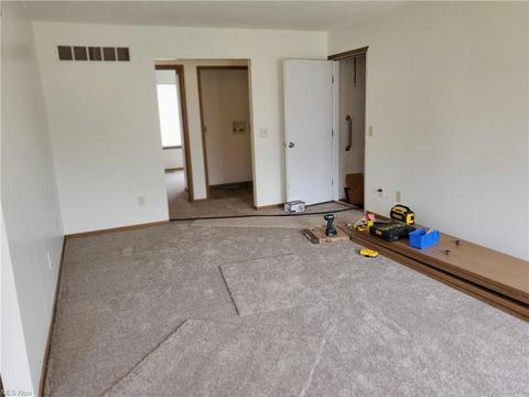 2426 Pleasantview Ave, Ashtabula, OH 44004 photo 9