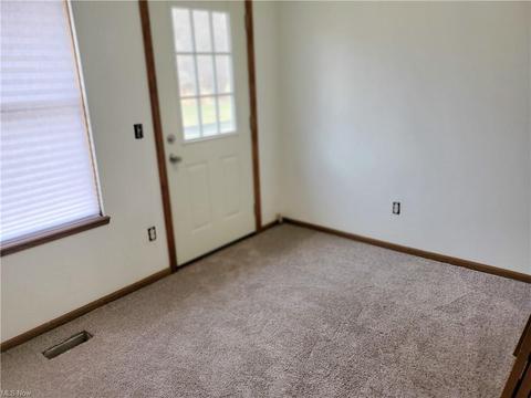 2426 Pleasantview Ave, Ashtabula, OH 44004 photo 8