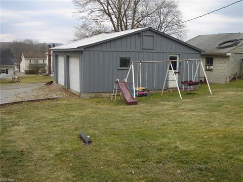 136 Pendleton St, Lisbon, OH 44432 photo 6