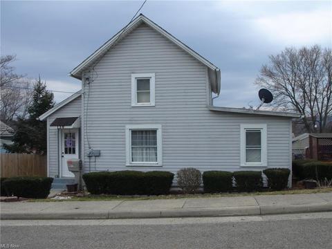 136 Pendleton St, Lisbon, OH 44432 photo 2