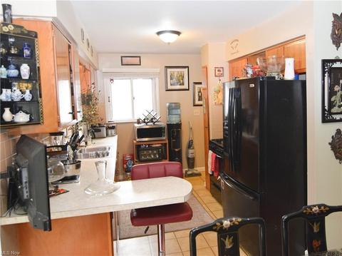 1275 Harmon Ave, Akron, OH 44307 photo 8