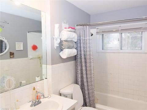 1275 Harmon Ave, Akron, OH 44307 photo 9