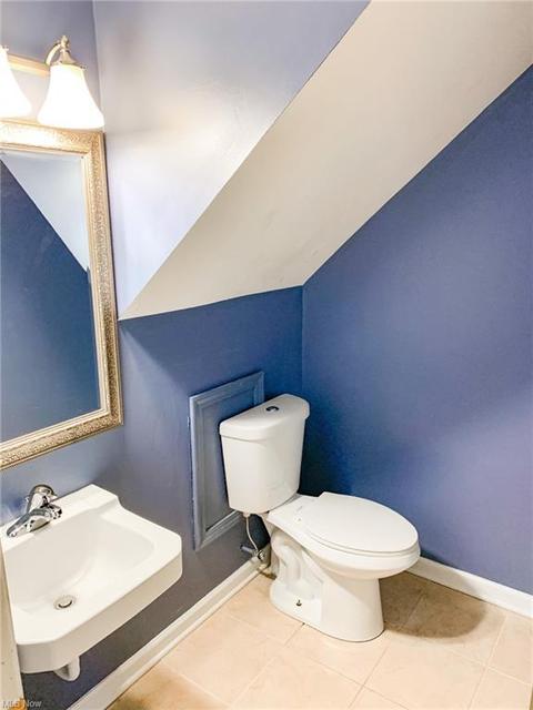 5041 Sandy Hook Dr, Parma, OH 44134 photo 10