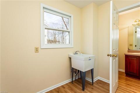 326 Hendrix Blvd, Lagrange, OH 44050 photo 15