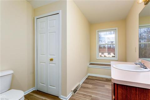 326 Hendrix Blvd, Lagrange, OH 44050 photo 21