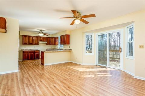 326 Hendrix Blvd, Lagrange, OH 44050 photo 7