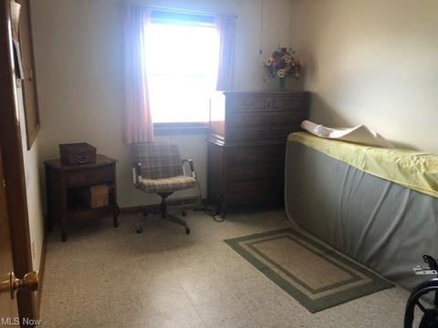 421 Eastern Ave, Campbell, OH 44405 photo 15